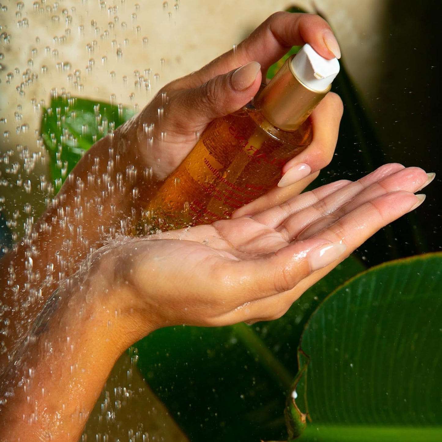 Clarins Total Cleansing Oil With Alpine Golden Gentian And Lemon Balm Extracts